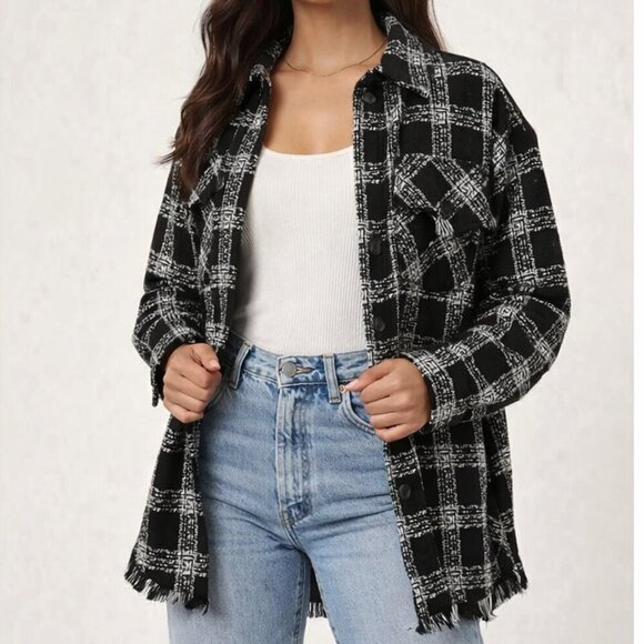 House of Harlow 1960 Jackets & Blazers - House of Harlowe 1960 black white plaid fringe trim shacket jacket size S
